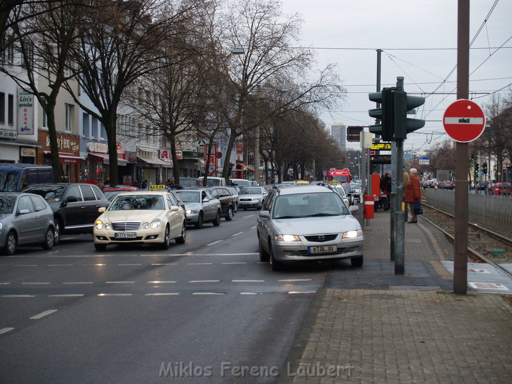 BF Koeln Schwertransport Koeln Braunsfeld Aachnerstr  P39.JPG